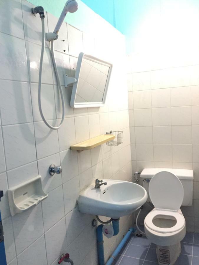 Nat 2 Guest House Bangkok Exterior foto