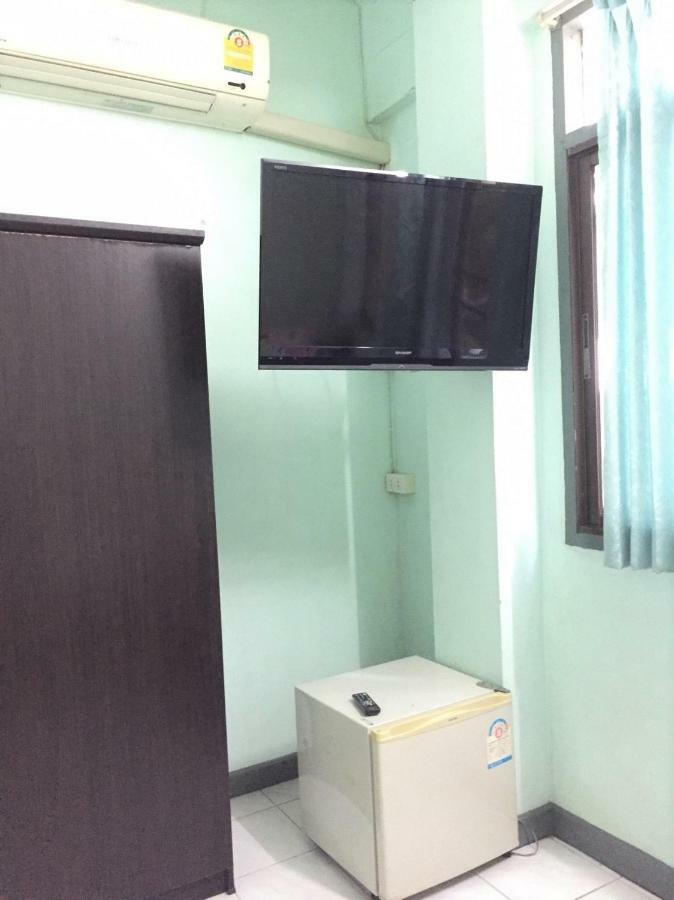 Nat 2 Guest House Bangkok Exterior foto