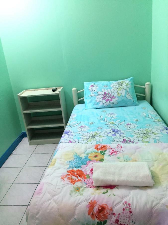 Nat 2 Guest House Bangkok Exterior foto