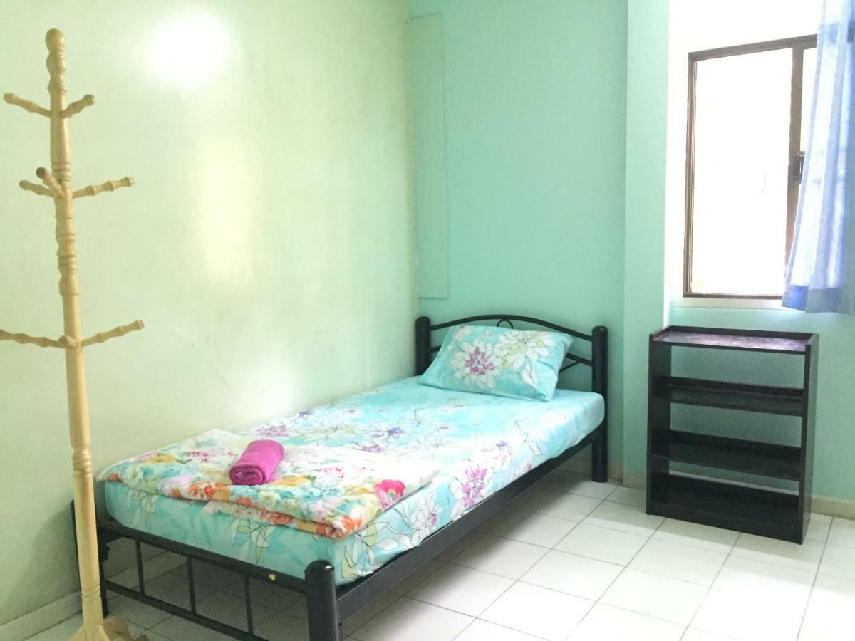 Nat 2 Guest House Bangkok Exterior foto